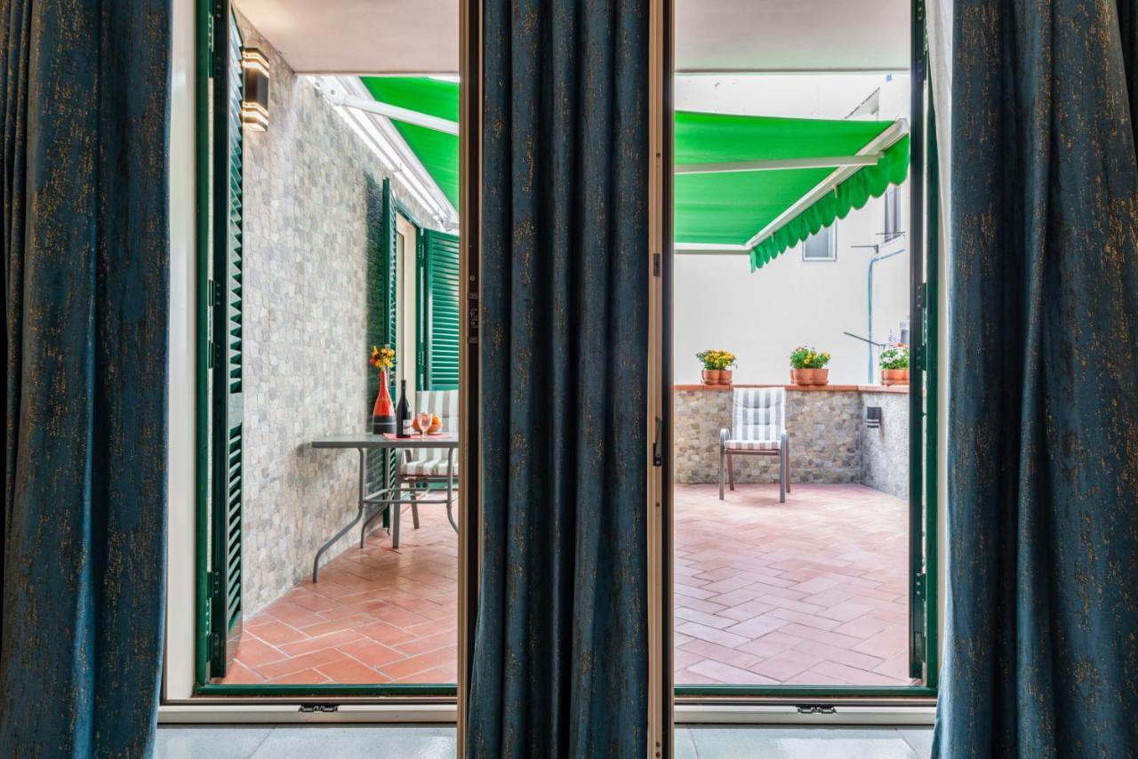Il Blu Terrace Apartment Bari Esterno foto