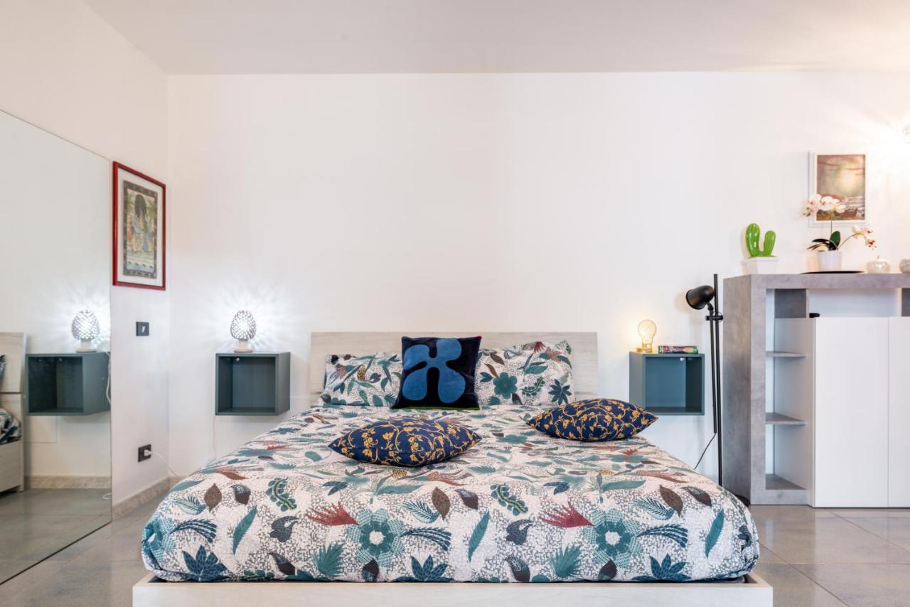 Il Blu Terrace Apartment Bari Esterno foto