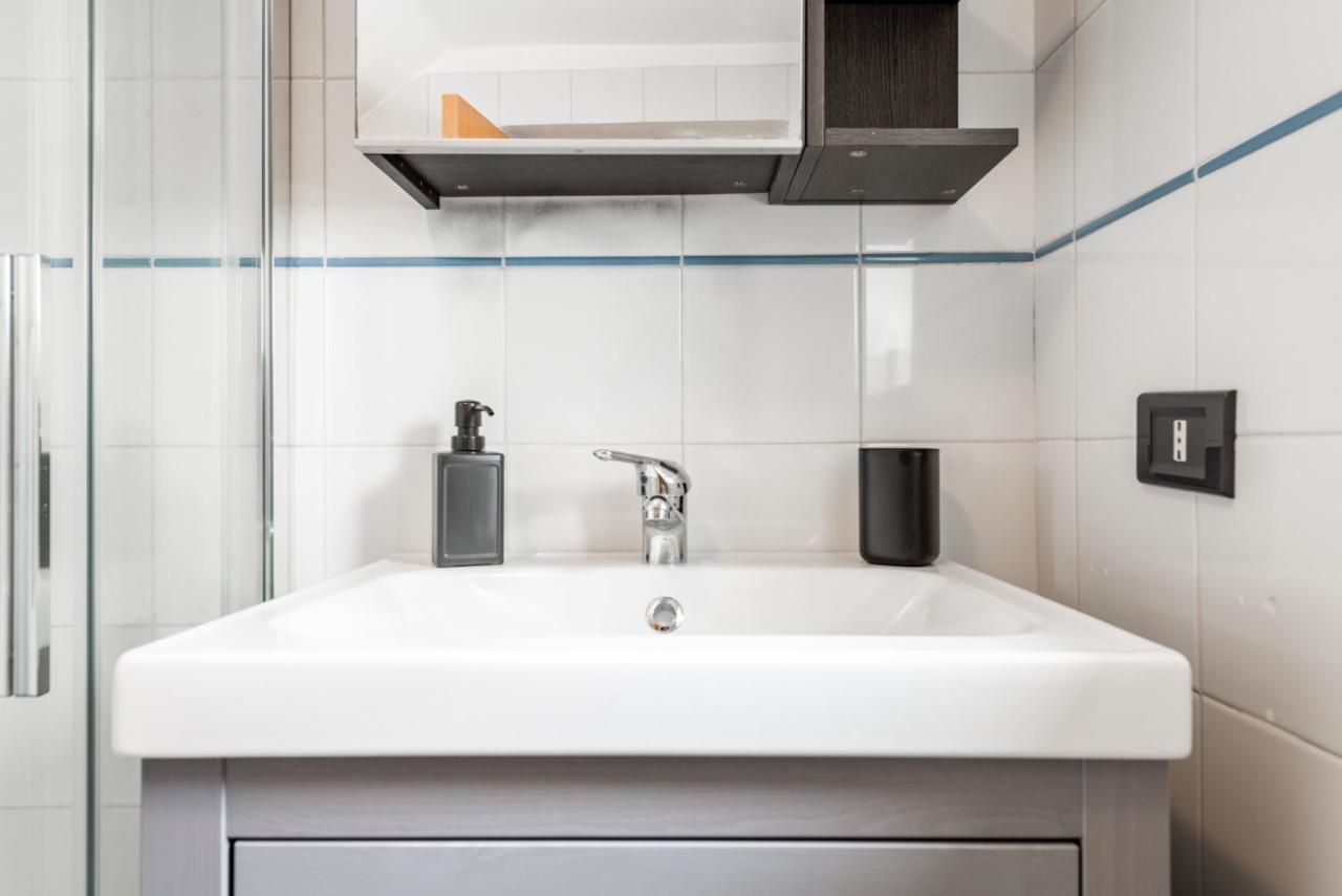 Il Blu Terrace Apartment Bari Esterno foto
