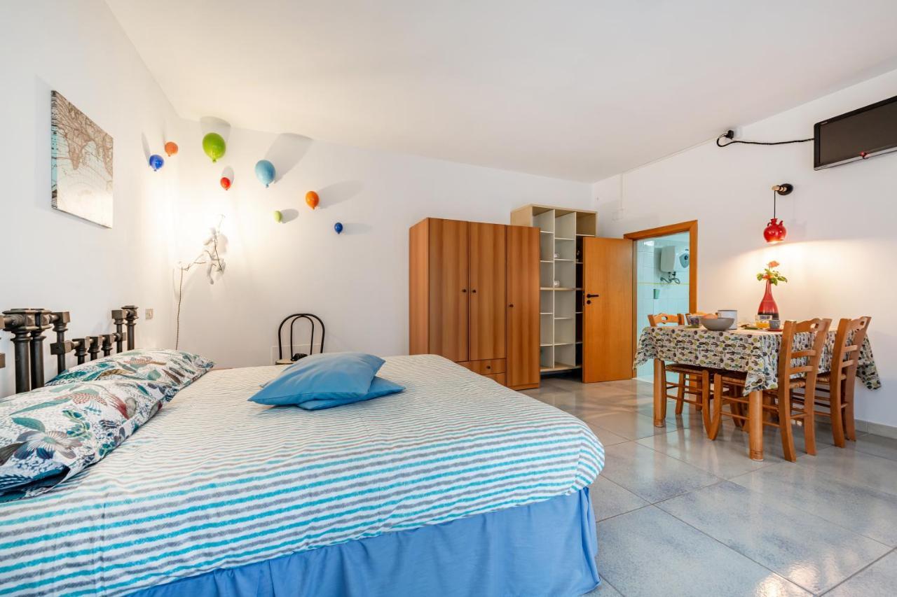 Il Blu Terrace Apartment Bari Esterno foto