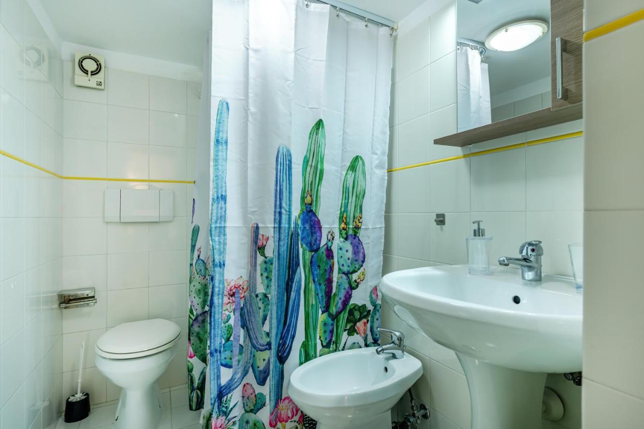 Il Blu Terrace Apartment Bari Esterno foto